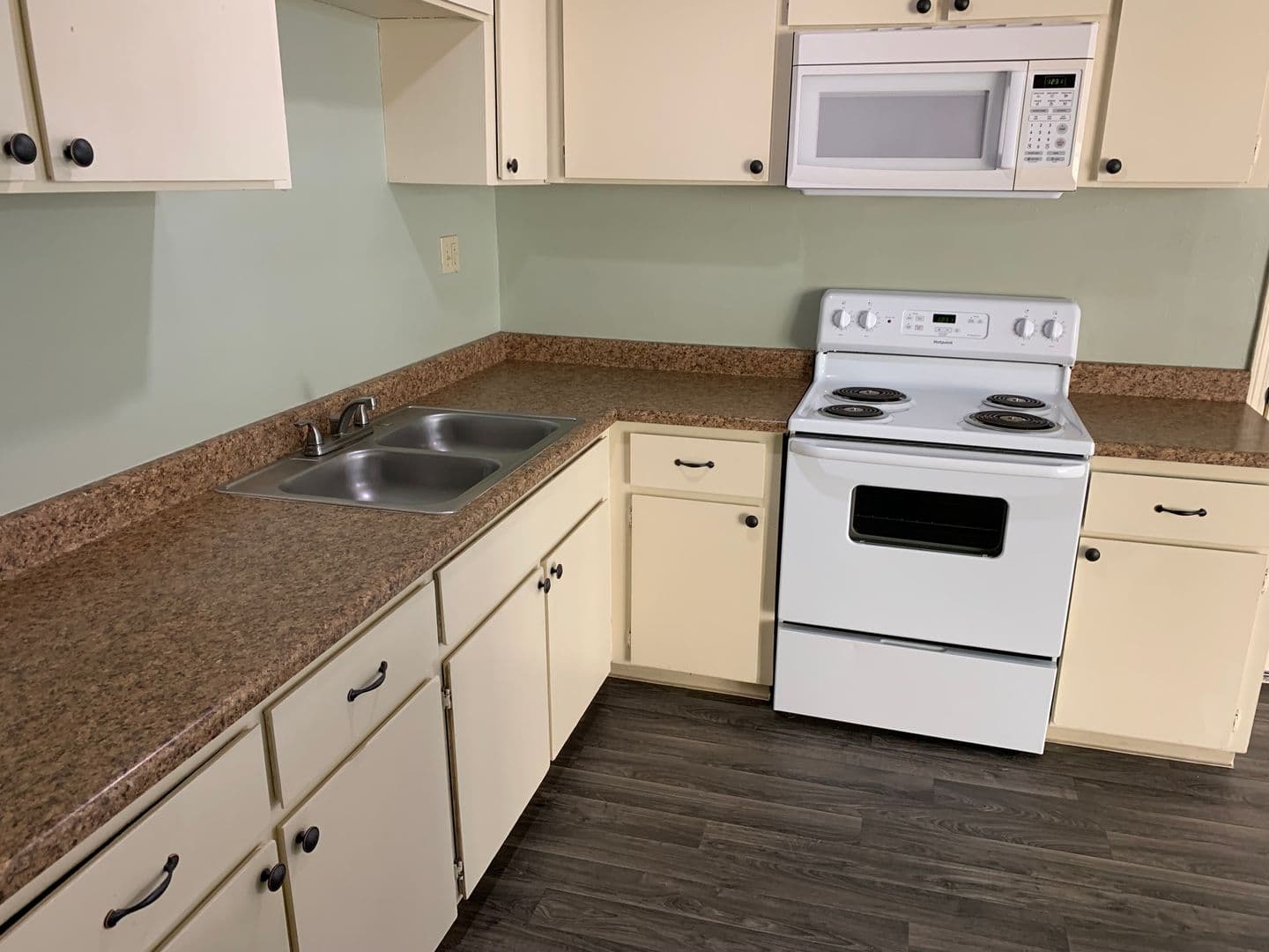Goodyear Apartment: 1322 N LaJolla Blvd