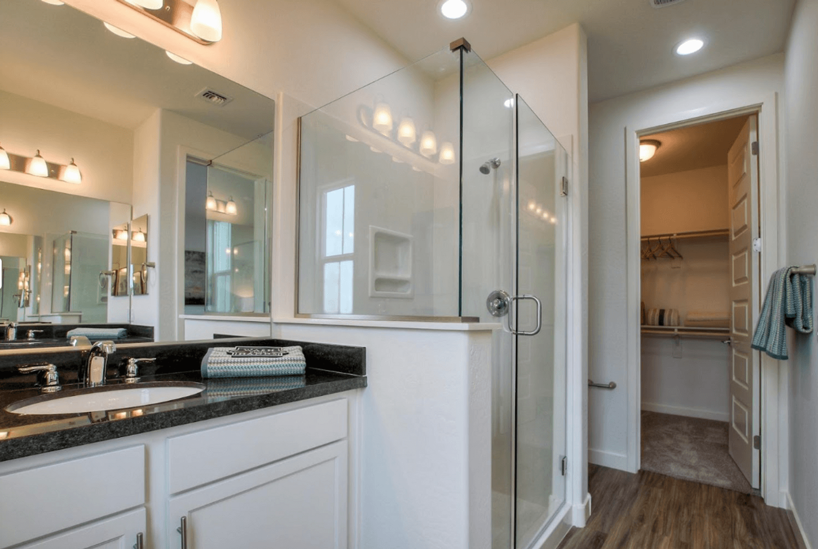 Phoenix Apartment: 818 E Roosevelt St