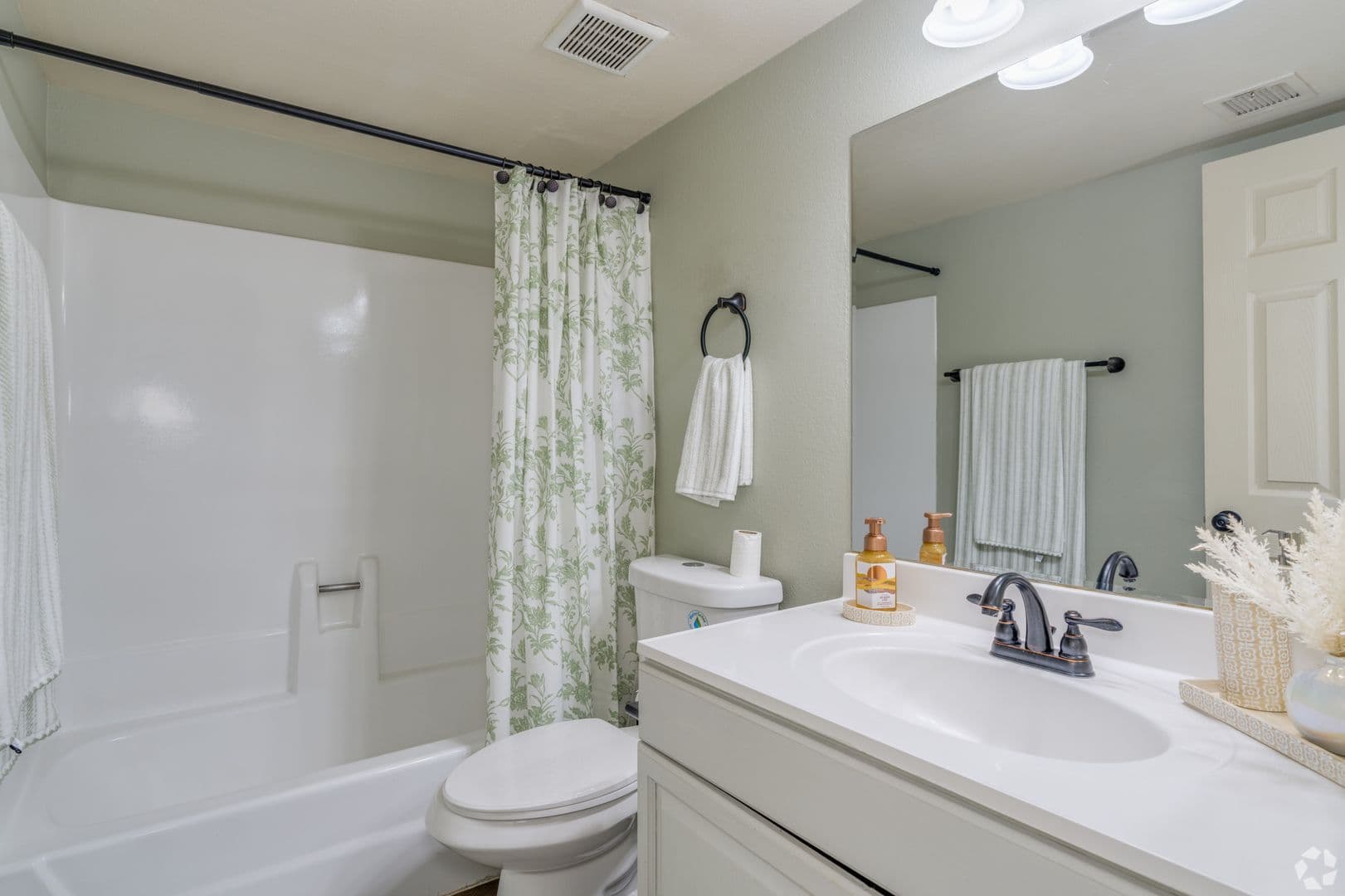 Goodyear Apartment: 1701 N Palo Verde Drive