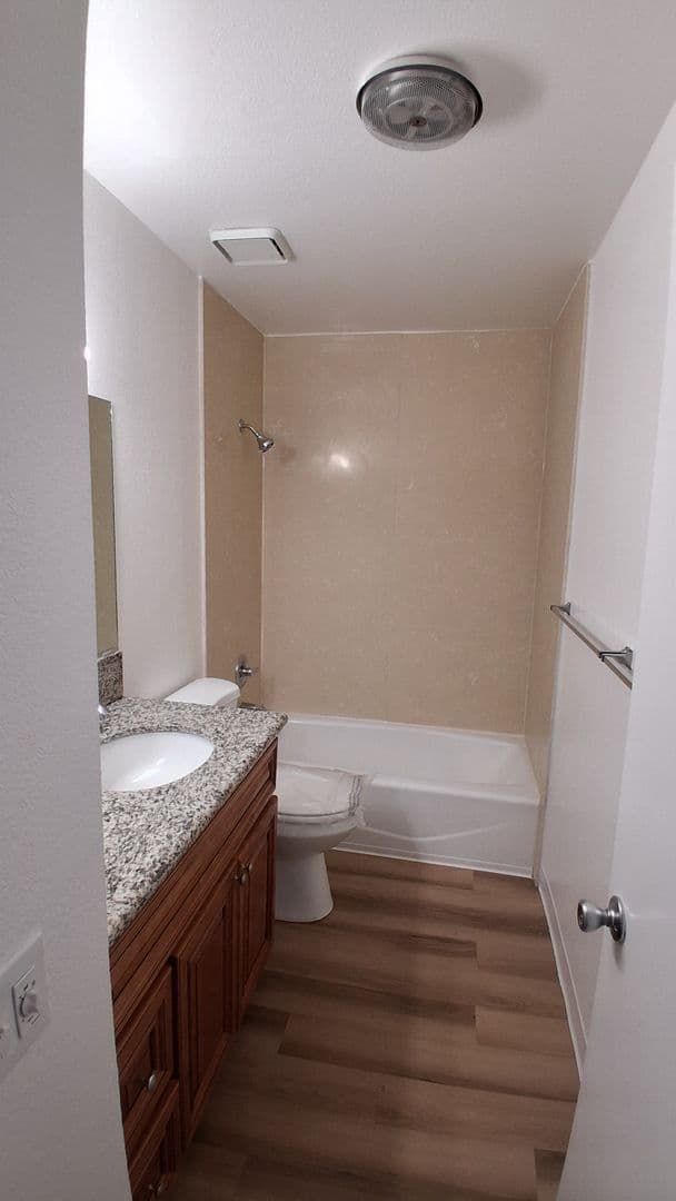 La Puente Apartment: 15400 Francisquito Ave.