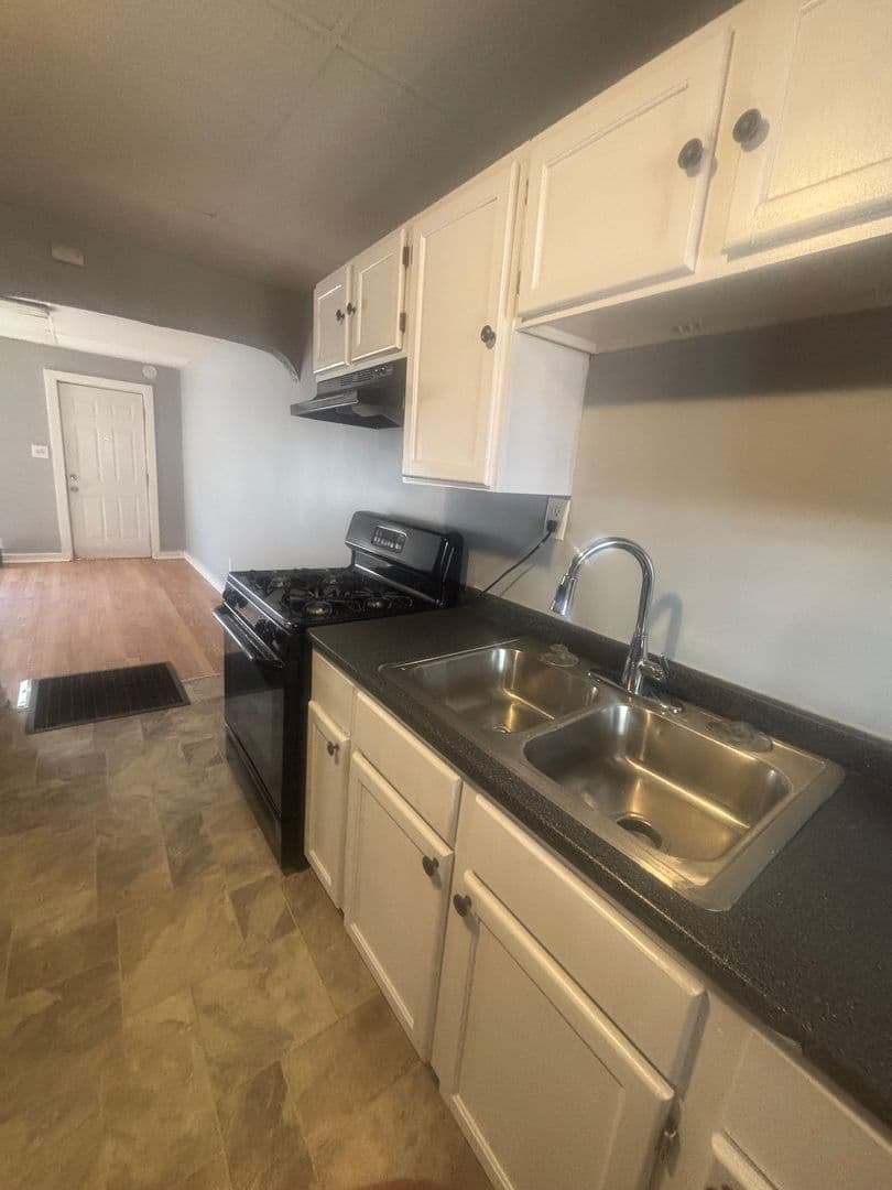 Baltimore House: 1602 Cereal St