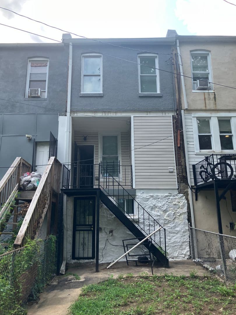 Baltimore Townhome: 1905 N Dukeland St