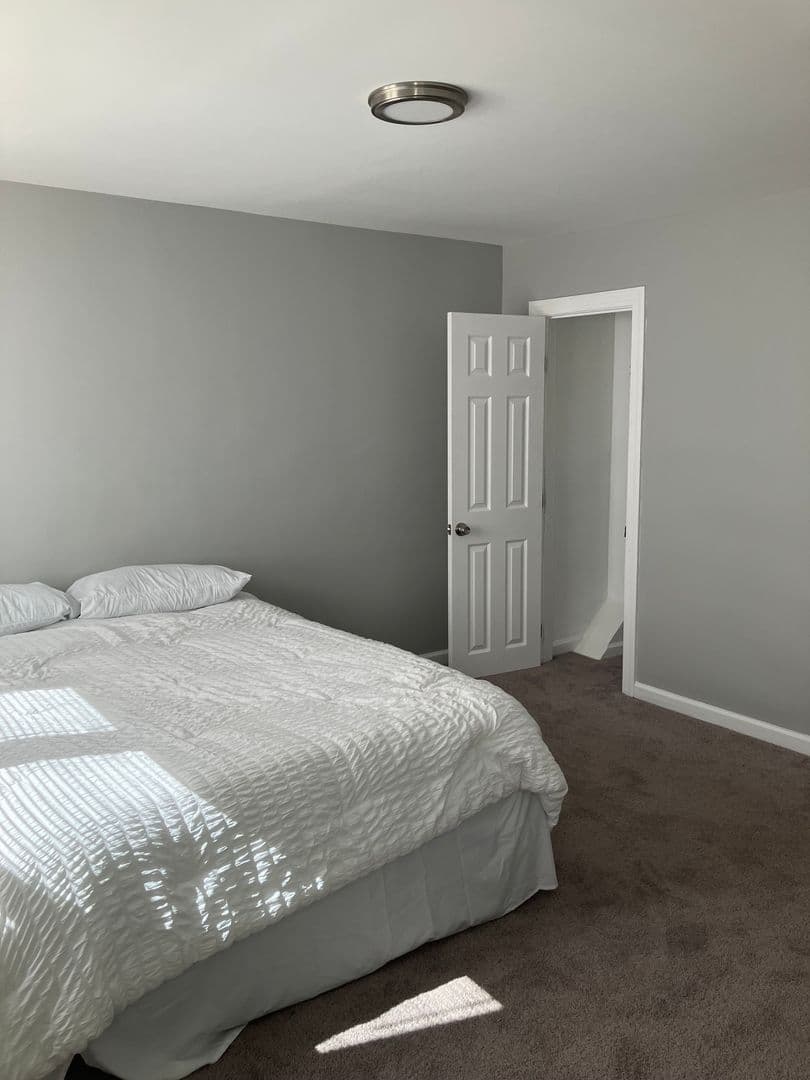 Baltimore House: 5049 Chalgrove Ave