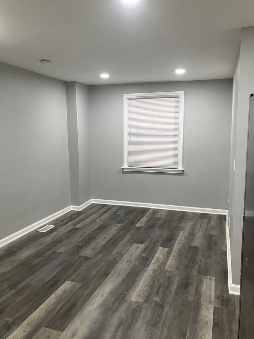 Baltimore House: 5049 Chalgrove Ave