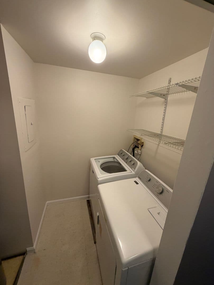 Baltimore Condo: 3321 Liberty Heights Ave #203, Baltimore, MD 21215