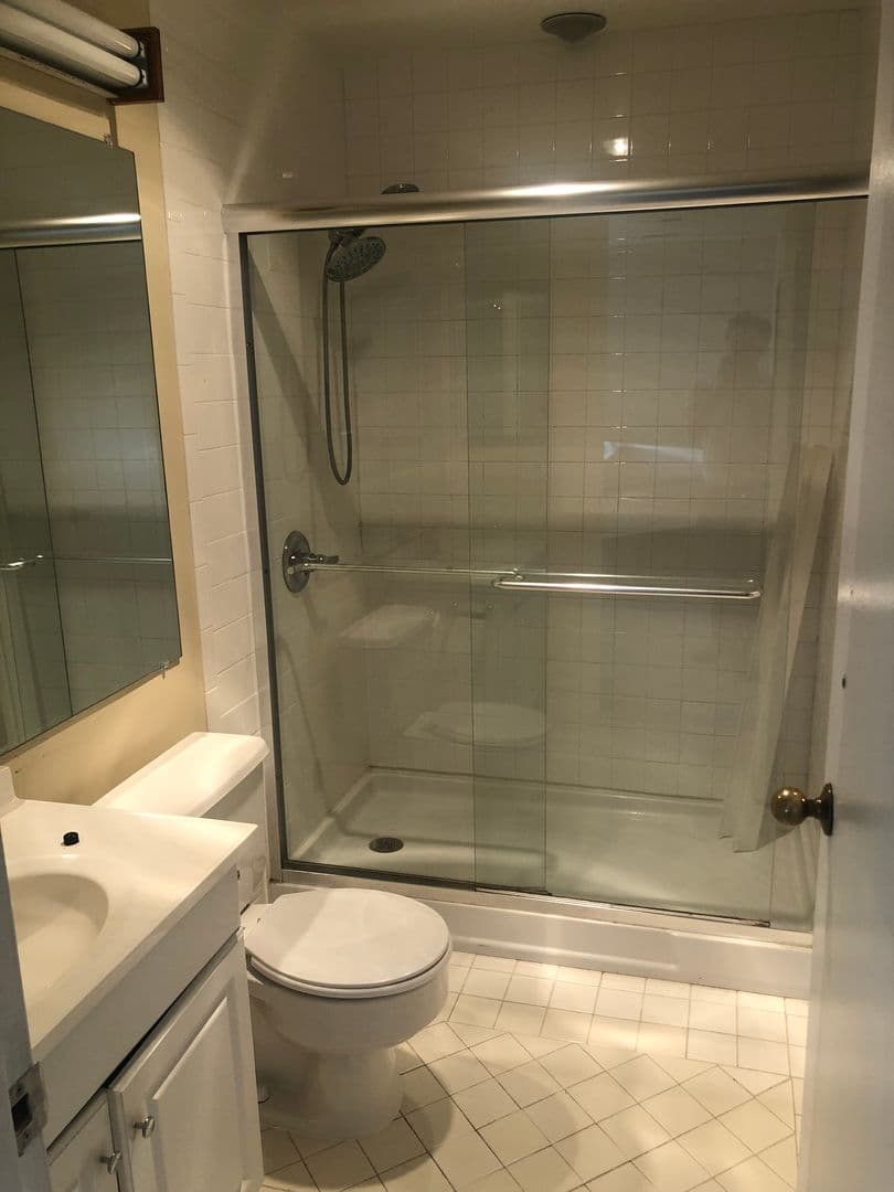 Baltimore Condo: 6933 Clearwind Ct