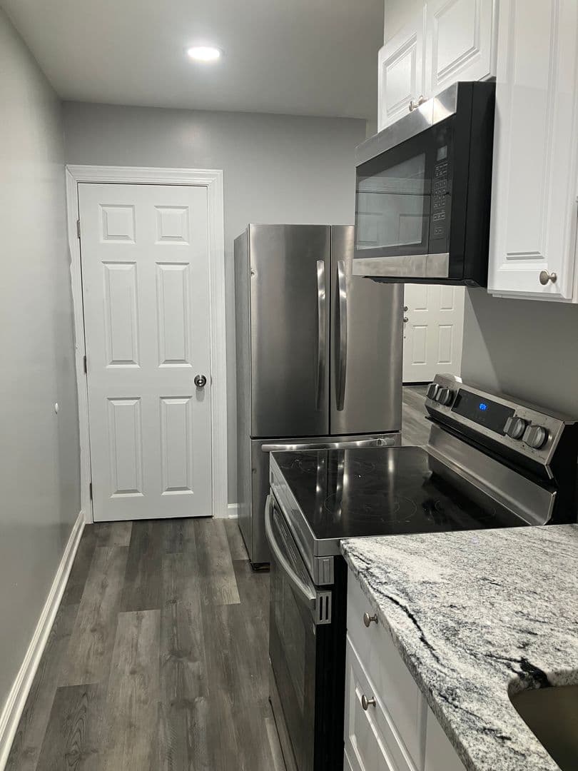 Baltimore House: 5049 Chalgrove Ave