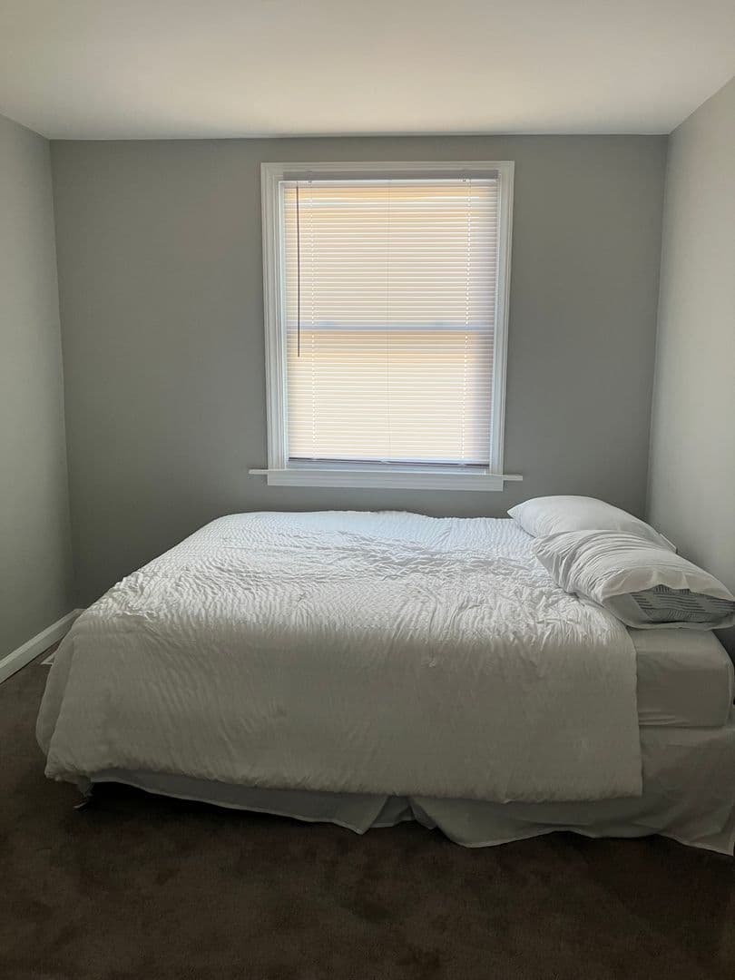 Baltimore House: 5049 Chalgrove Ave