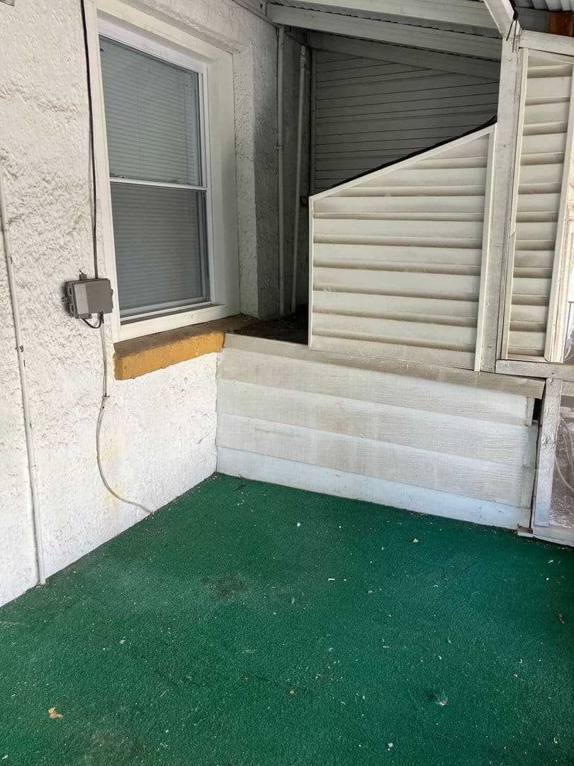 Baltimore House: 5049 Chalgrove Ave