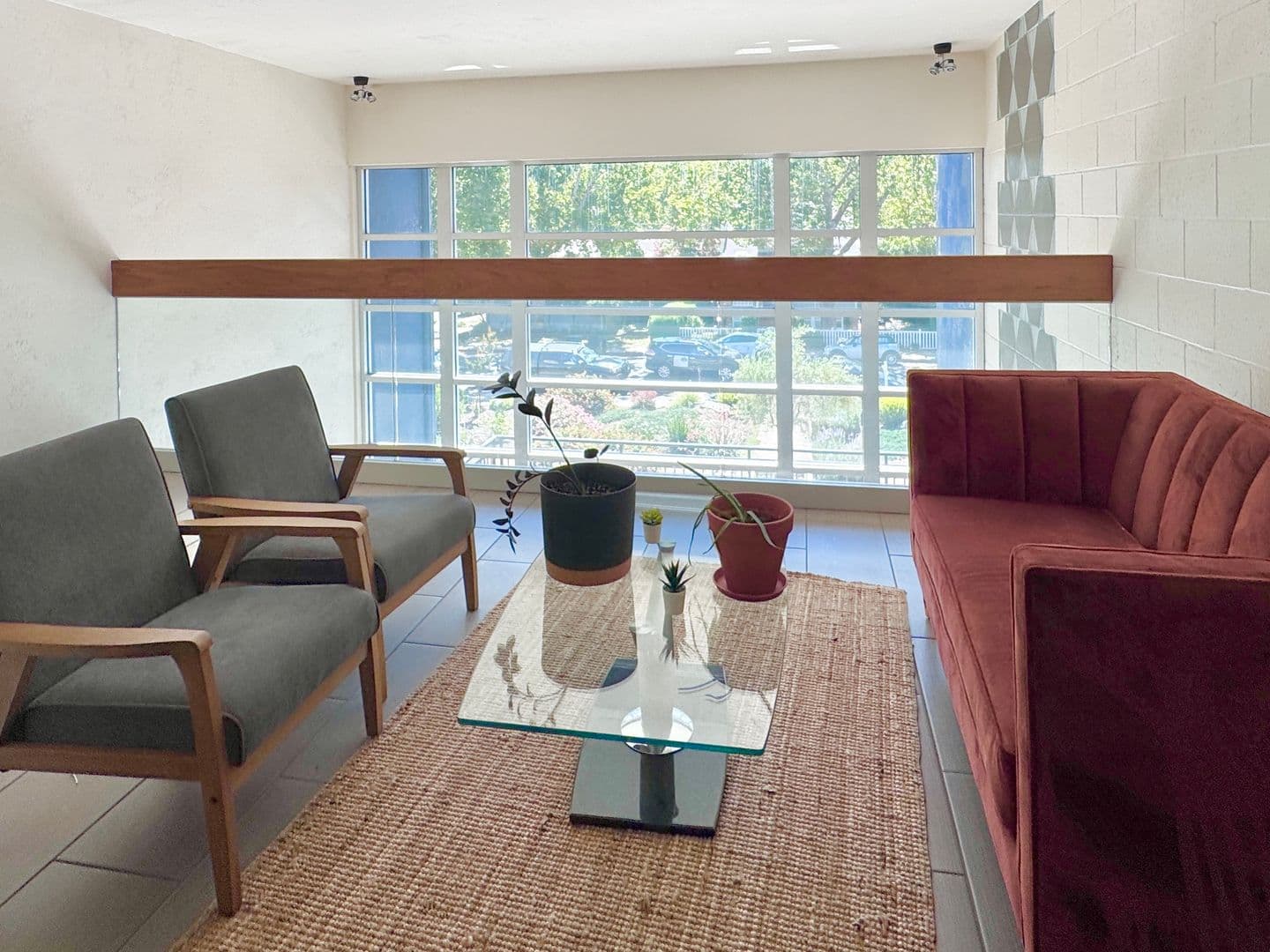 Sacramento Apartment: 1100 39th Street