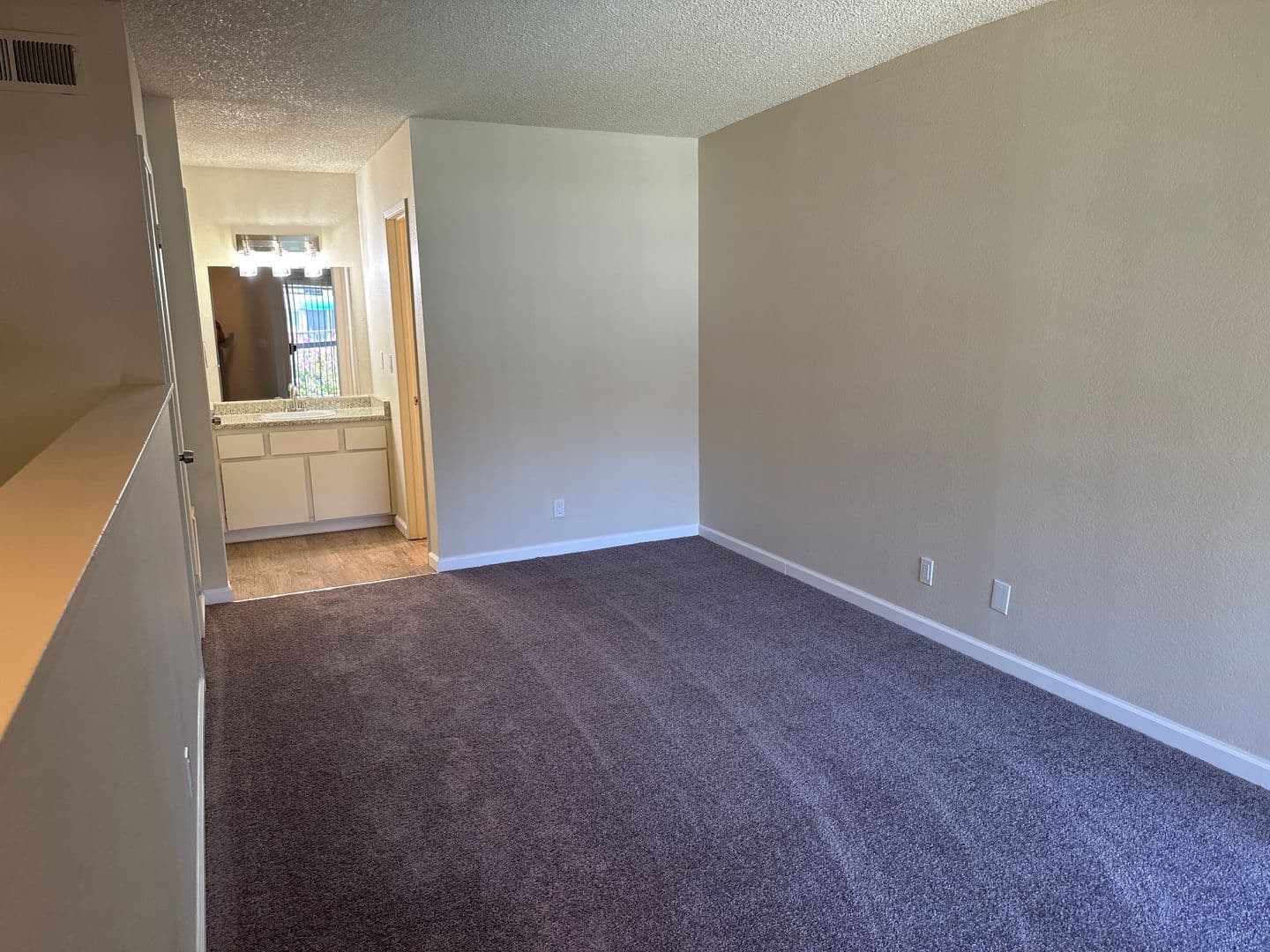 Sacramento Apartment: 2511 Northrop Avenue