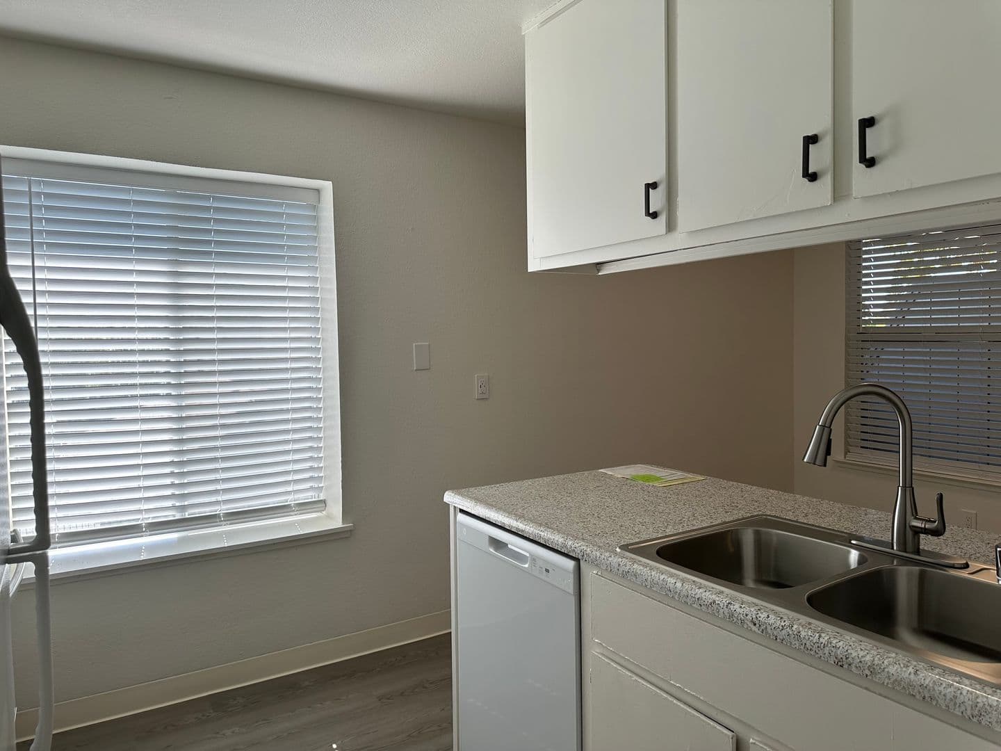 Sacramento Apartment: 5840 Garfield Avenue