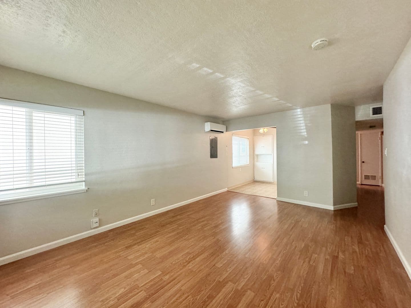 Sacramento Apartment: 1818 N Street