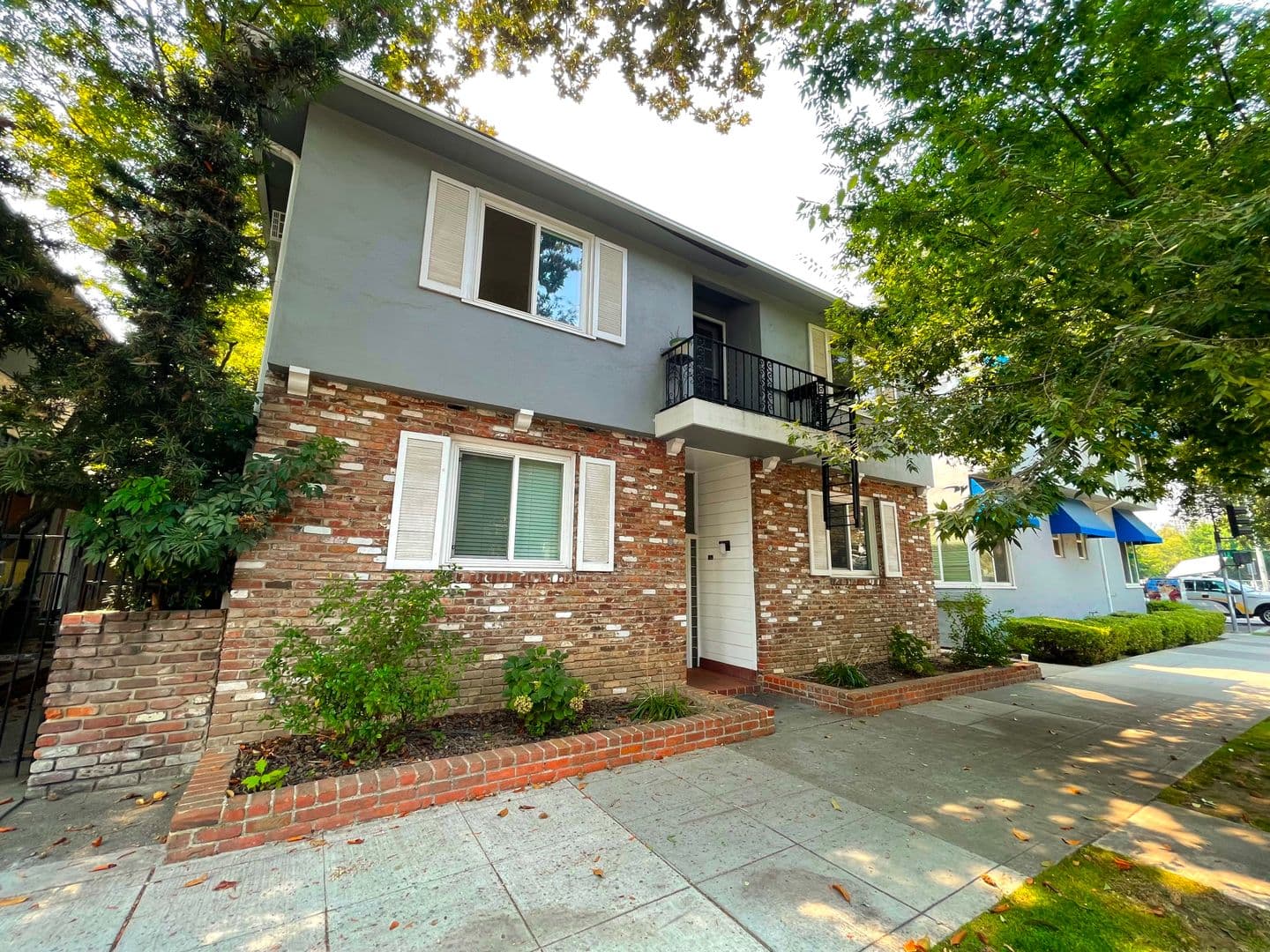 Sacramento Apartment: 1601 12th Street & 1204 P Street