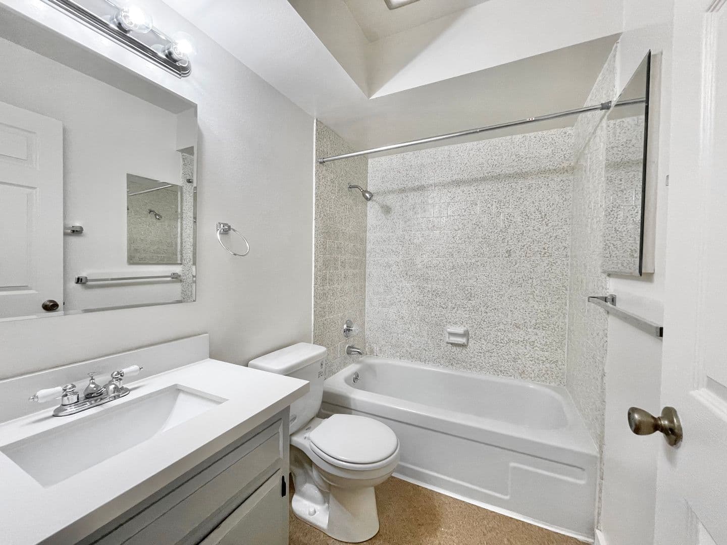 Sacramento Apartment: 541-551 Morse Avenue