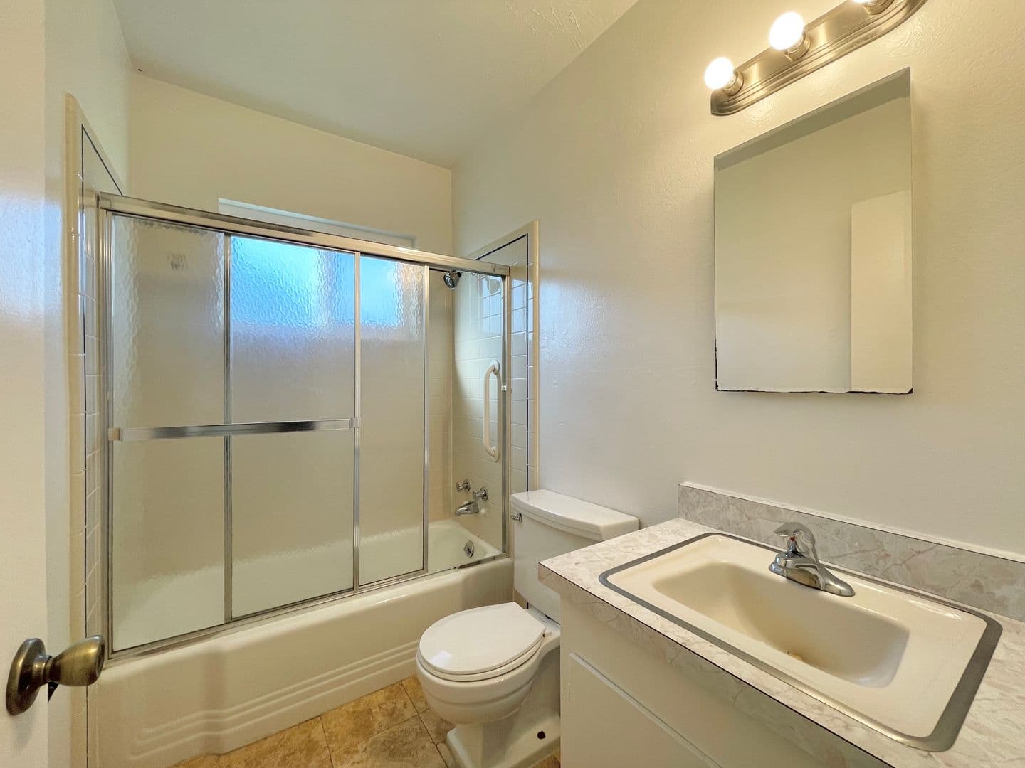 Sacramento Apartment: 1100 39th Street