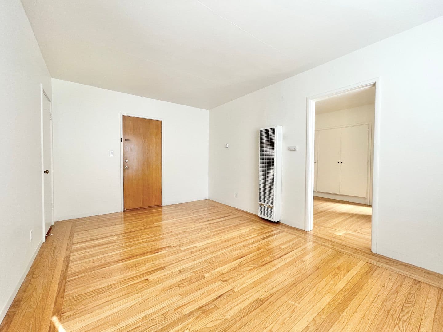 Sacramento Apartment: 2230 10th Avenue