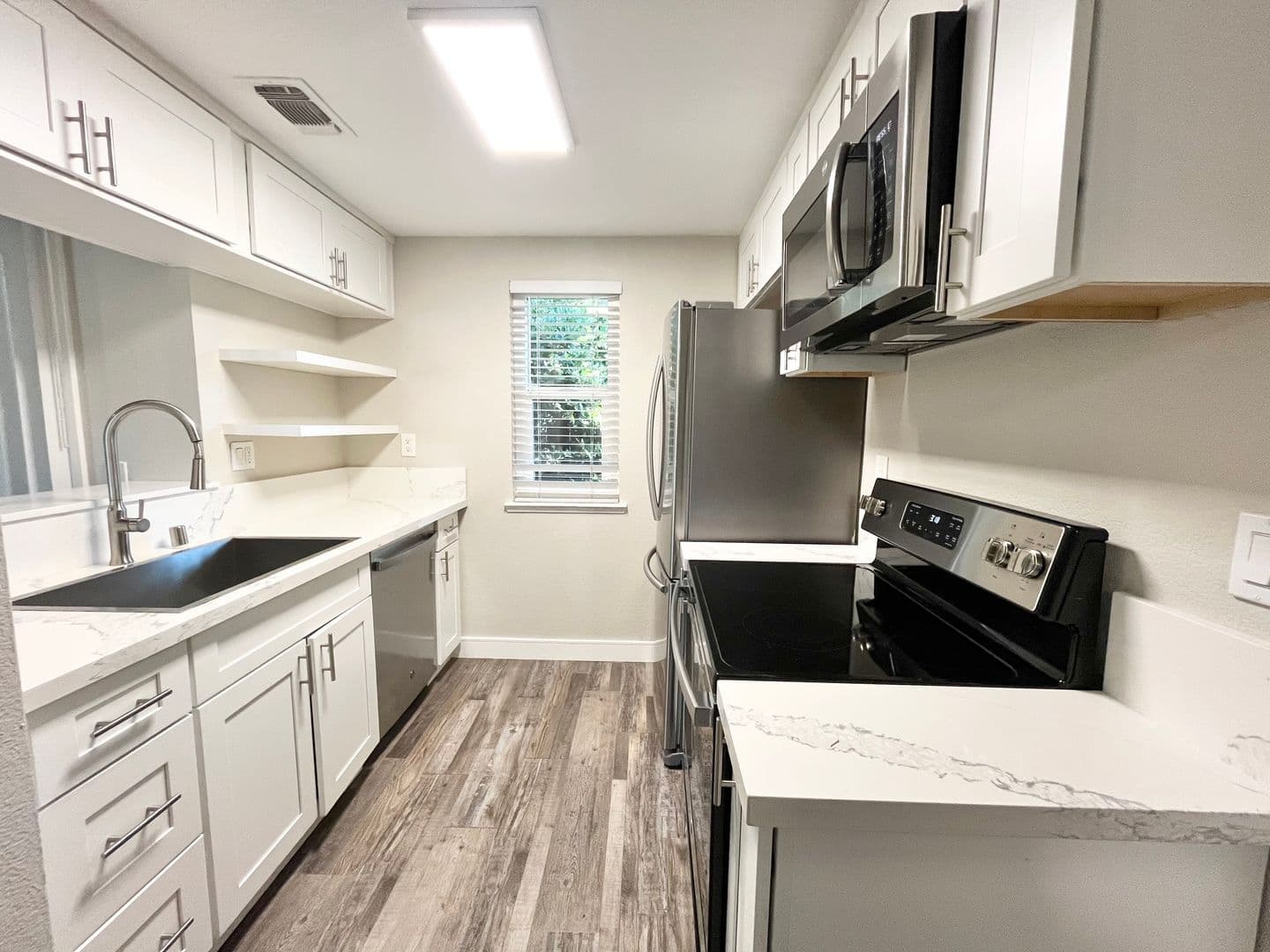 Sacramento Apartment: 5760-70 T Street