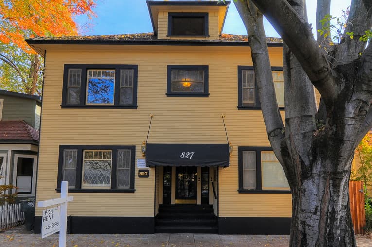 Sacramento Apartment: 827 24th Street