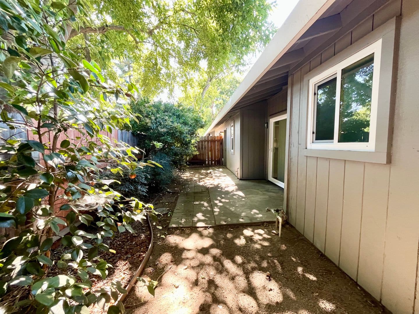 Sacramento Apartment: 5760-70 T Street