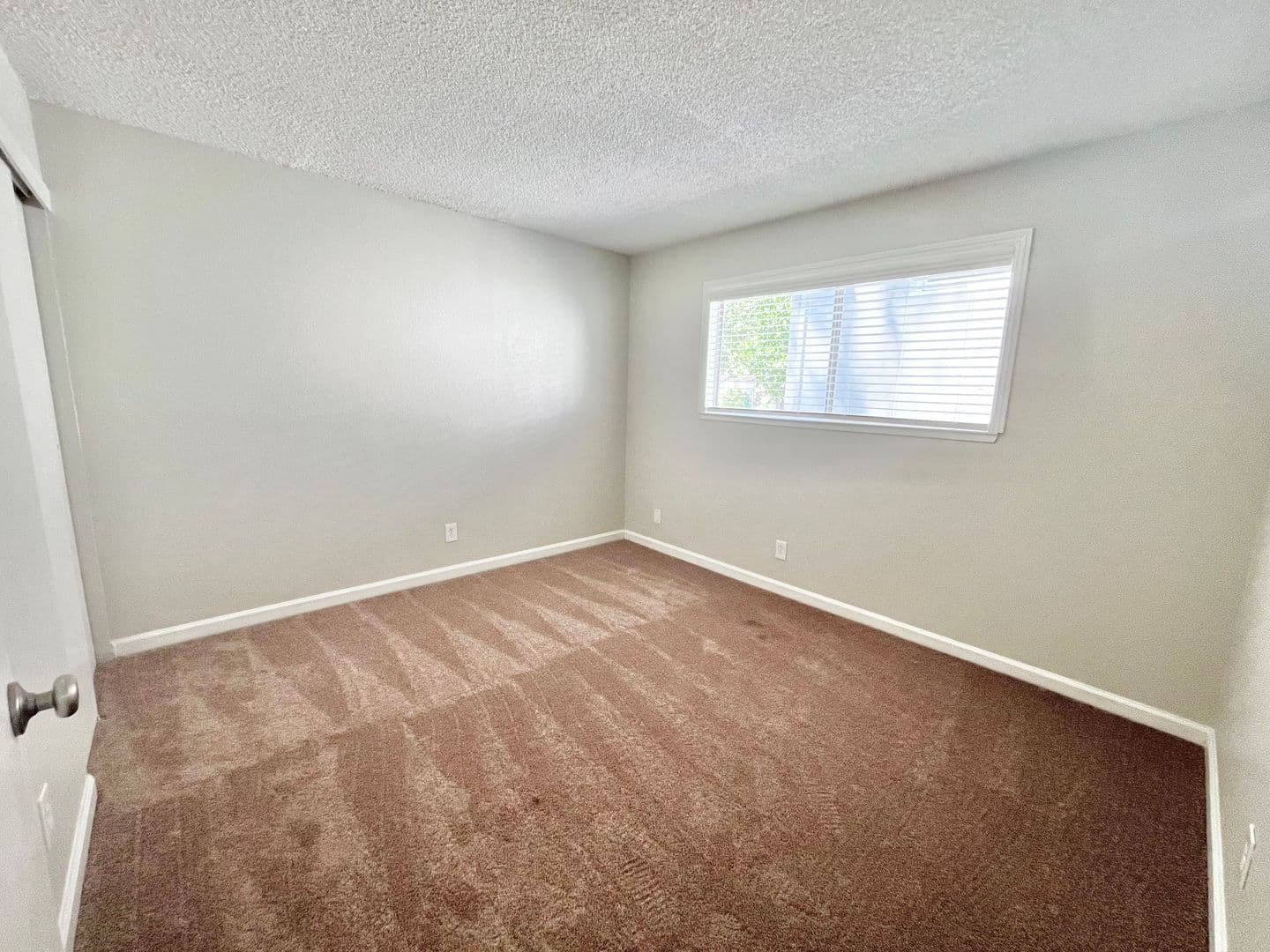 Sacramento Apartment: 2805-2807 H Street