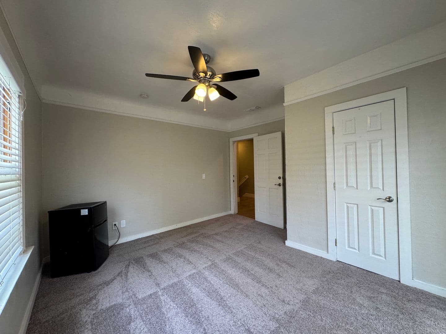 Sacramento Apartment: 711 18th Street