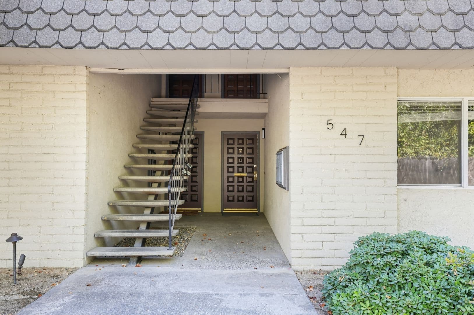 Sacramento Apartment: 541-551 Morse Avenue