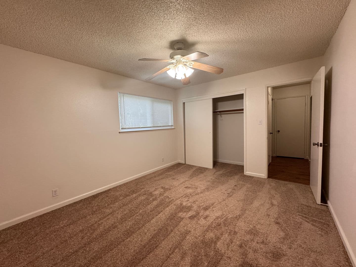 Sacramento Apartment: 3811 H Street
