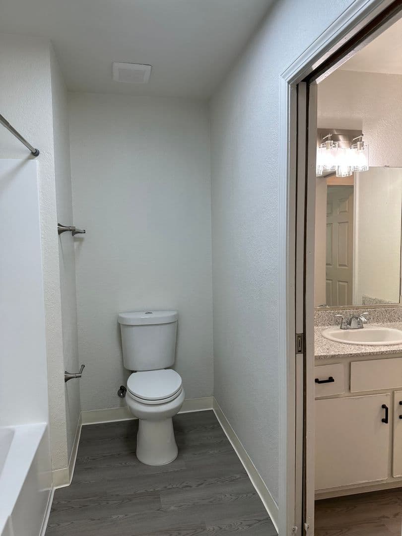 Sacramento Apartment: 5840 Garfield Avenue
