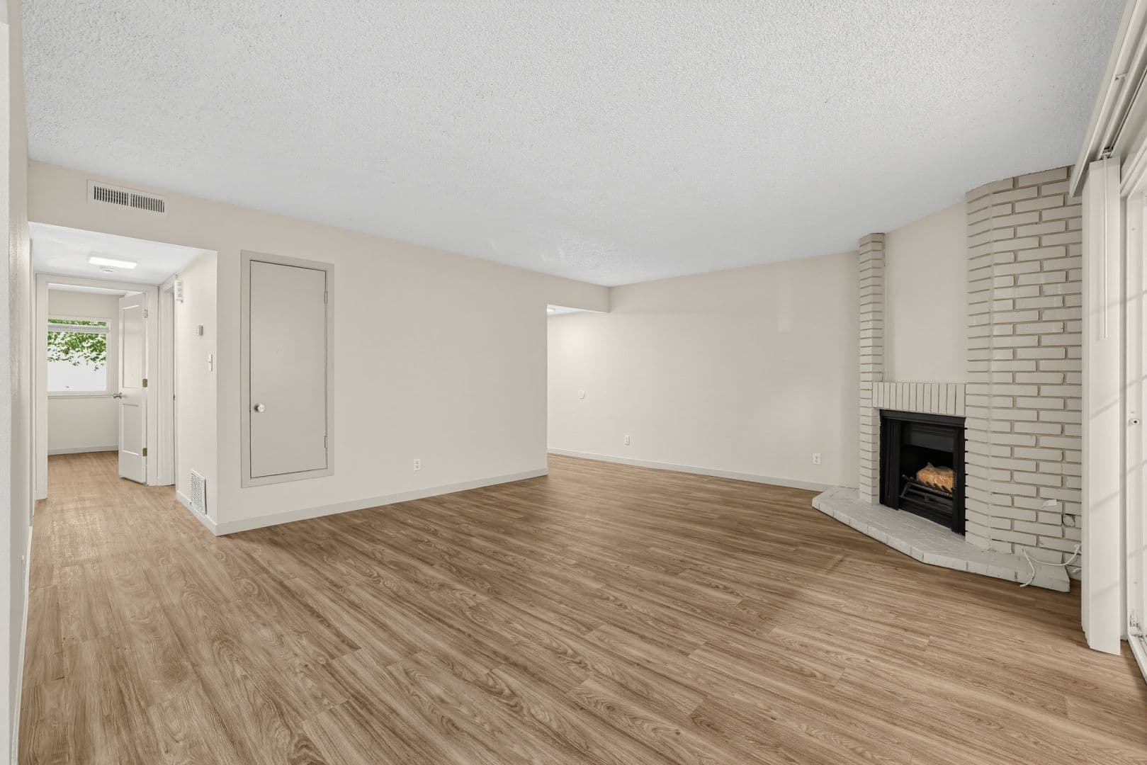Sacramento Apartment: 541-551 Morse Avenue