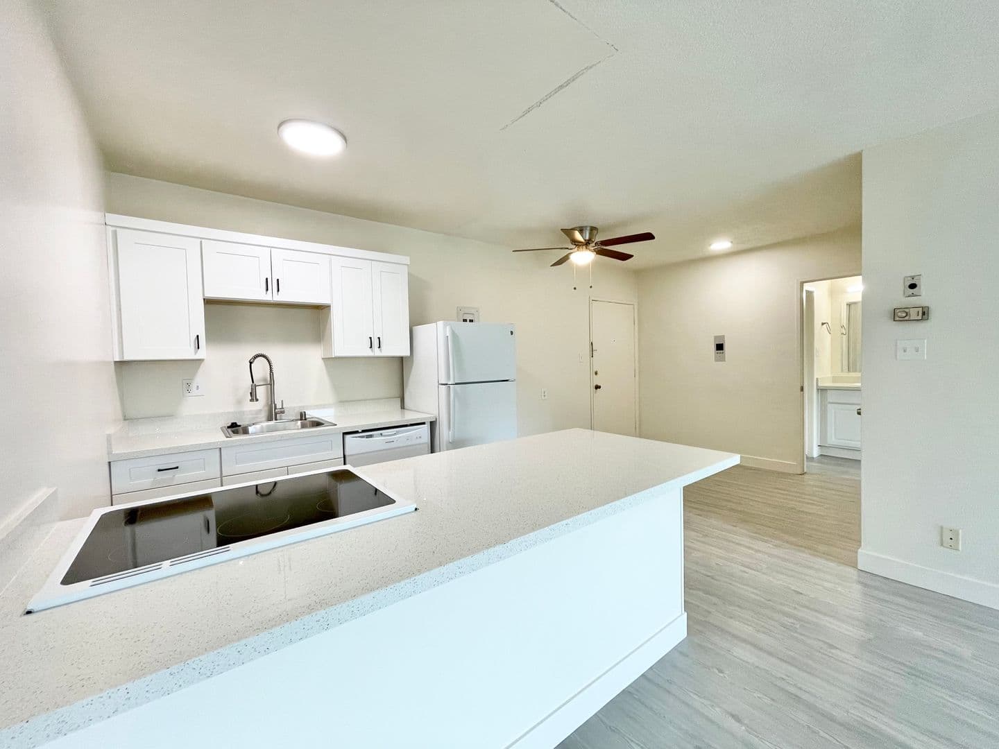 Sacramento Apartment: 1100 39th Street