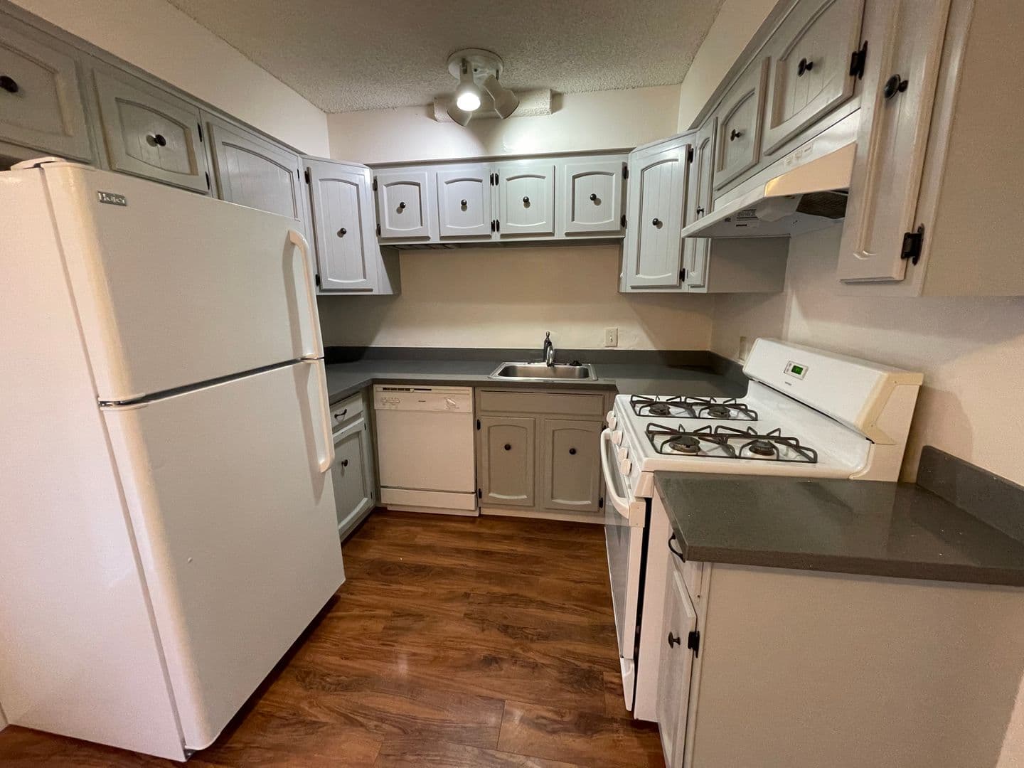 Sacramento Apartment: 3811 H Street