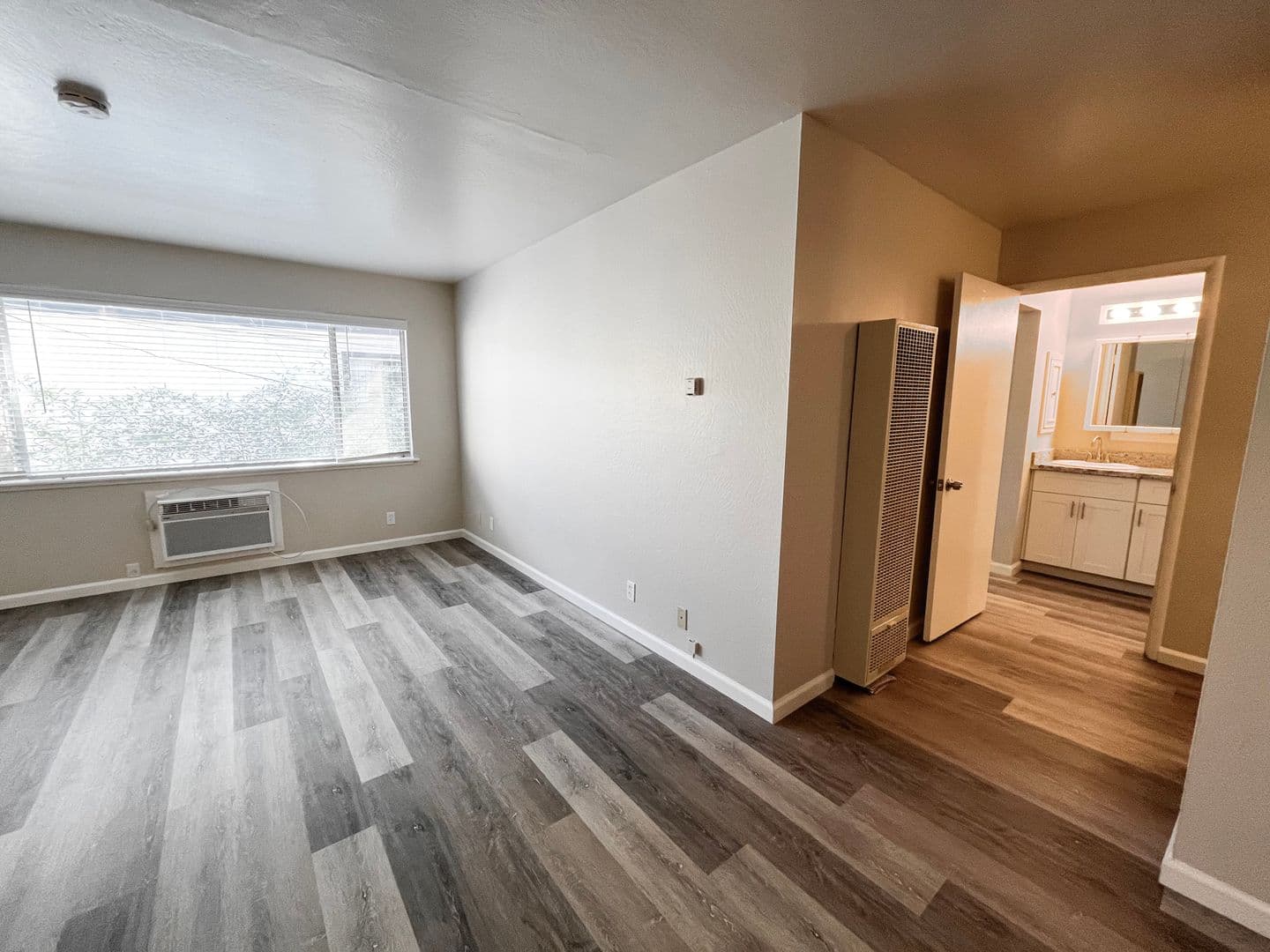 Sacramento Apartment: 1823 H Street