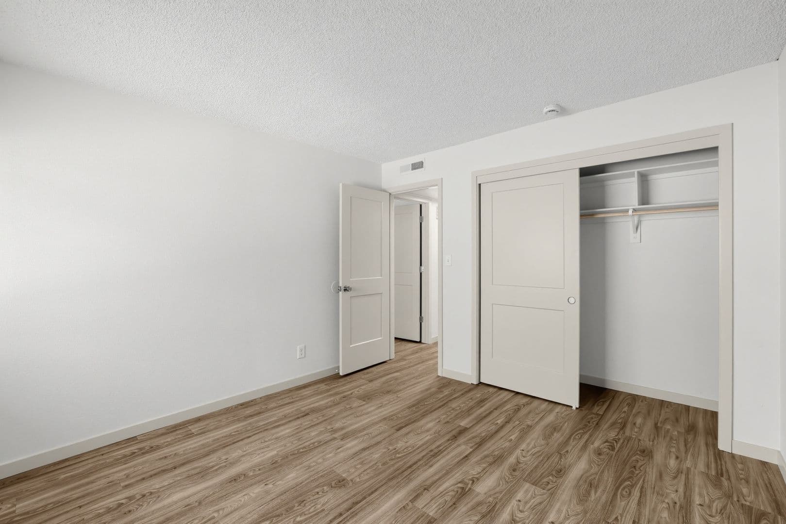 Sacramento Apartment: 541-551 Morse Avenue