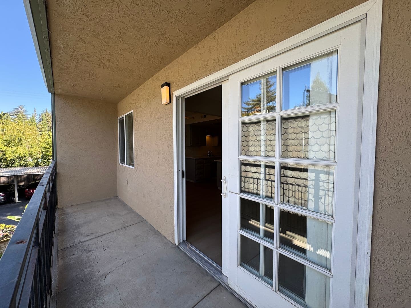 Sacramento Apartment: 541-551 Morse Avenue