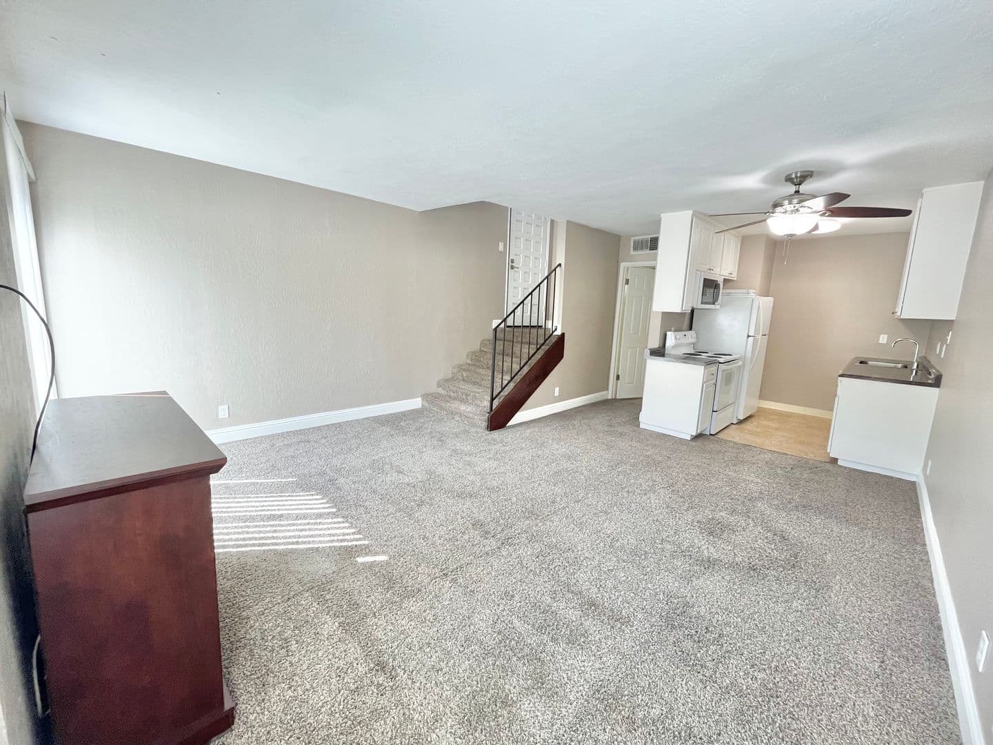 Sacramento Apartment: 3900-04 H Street