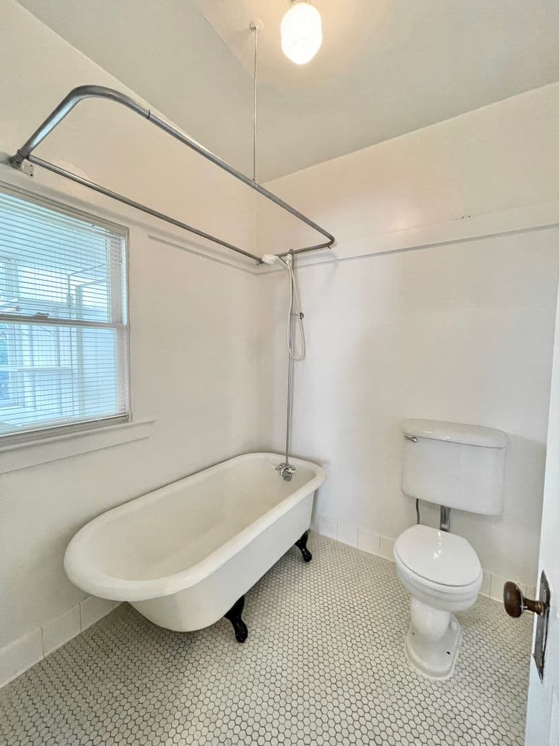 Sacramento Apartment: 2620-2626 I Street