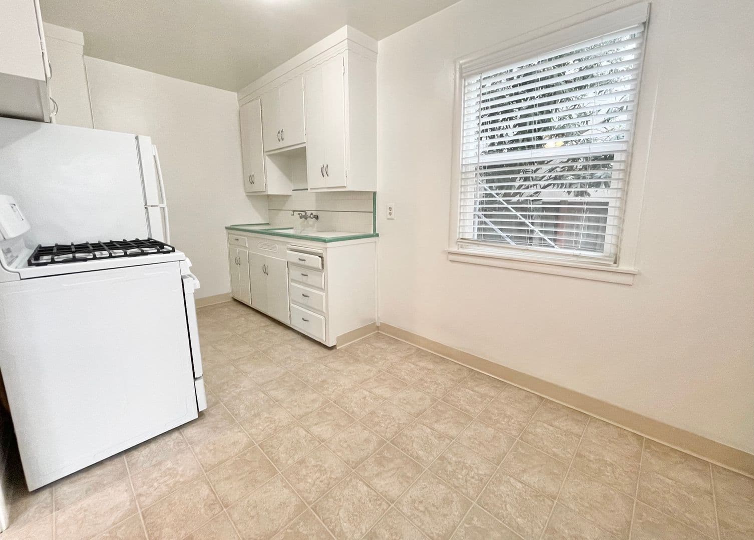 Sacramento Apartment: 1601 12th Street & 1204 P Street