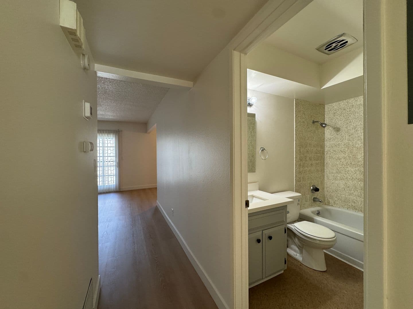 Sacramento Apartment: 541-551 Morse Avenue