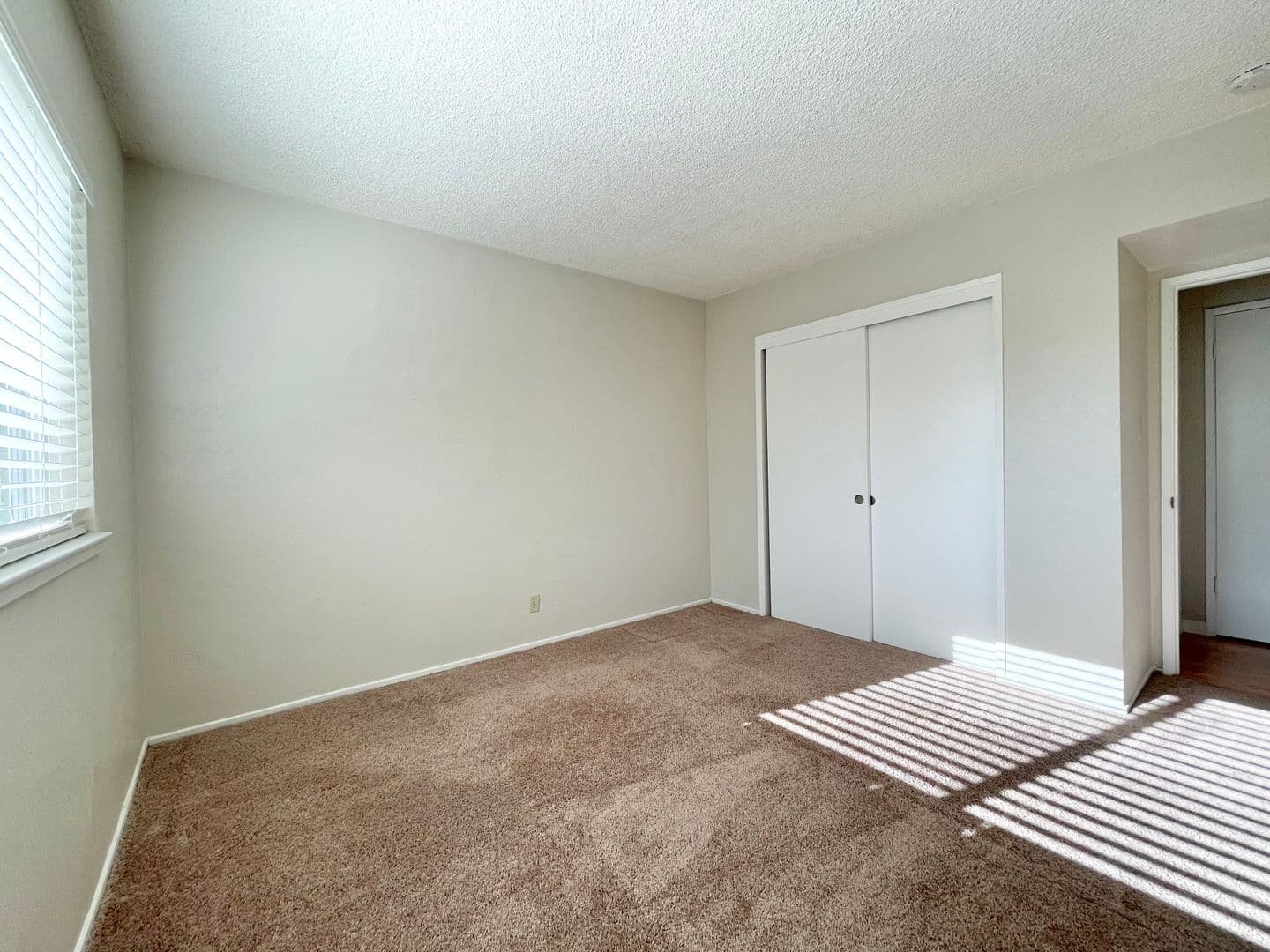 Sacramento Apartment: 1100 39th Street