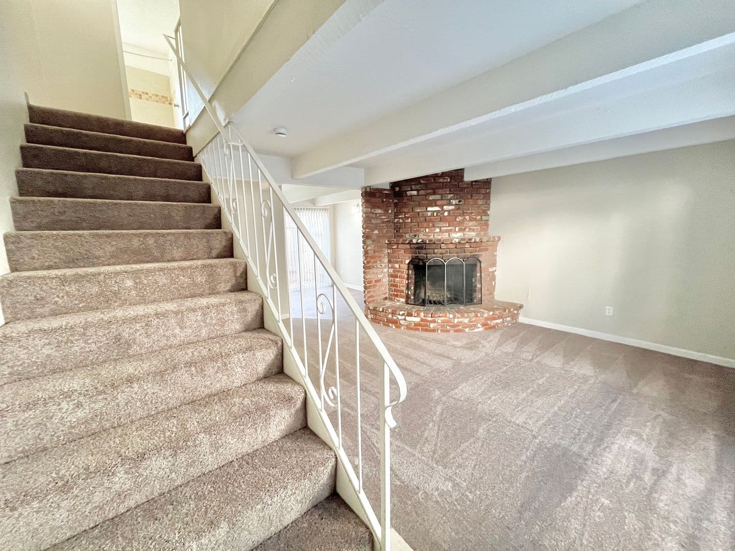 Sacramento Apartment: 2326 V Street
