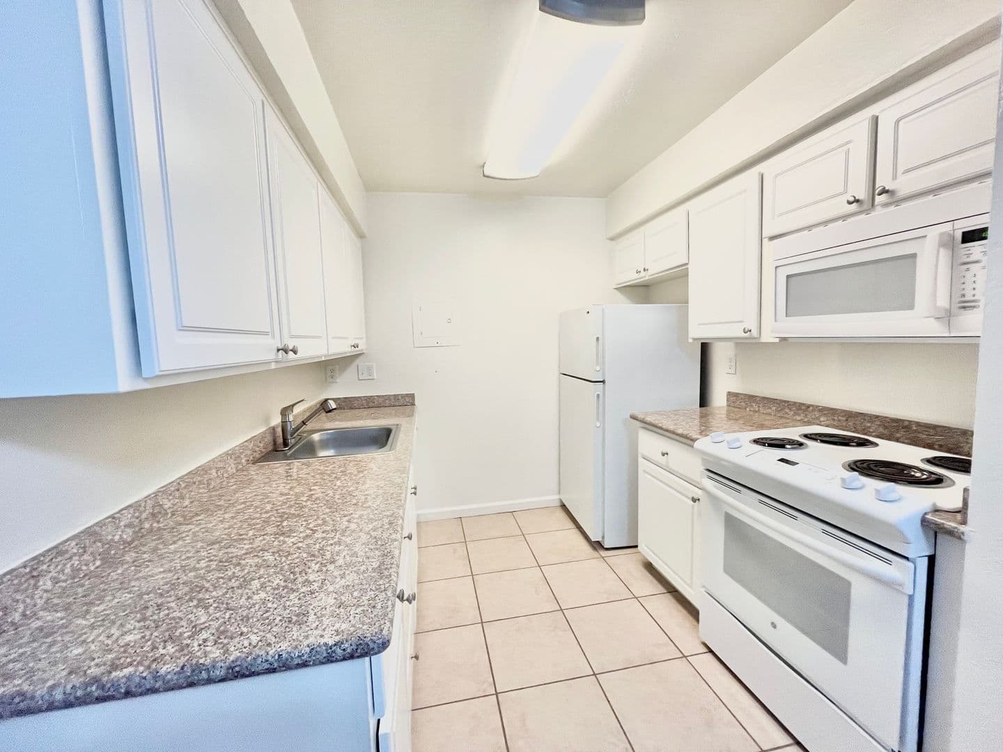 Sacramento Apartment: 2811-15 E Street