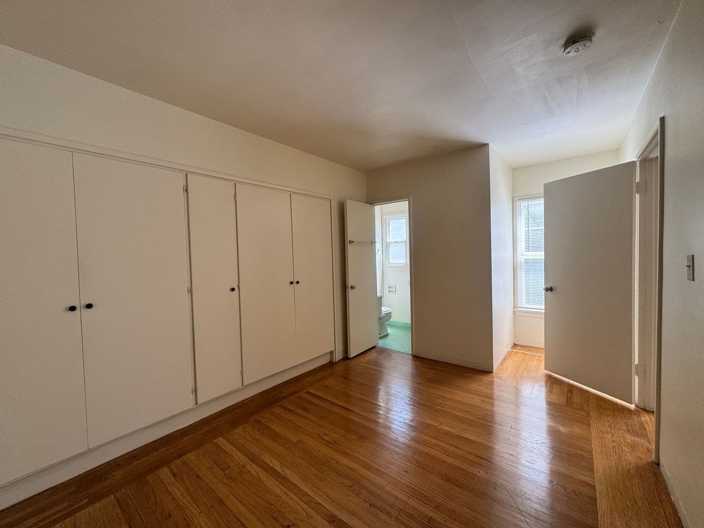Sacramento Apartment: 2230 10th Avenue