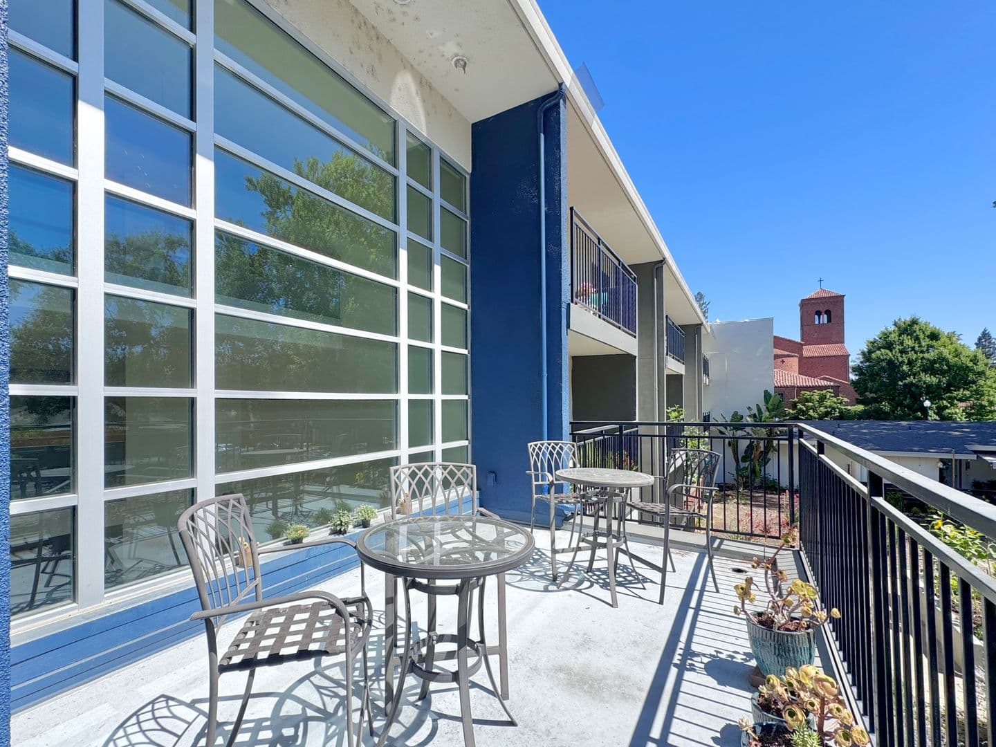Sacramento Apartment: 1100 39th Street