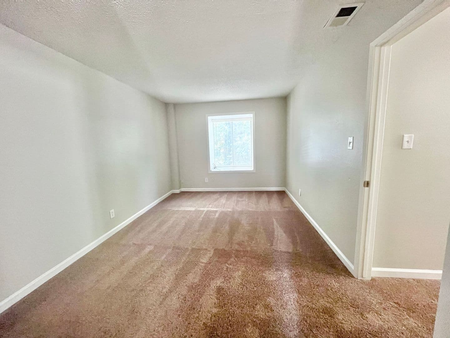 Sacramento Apartment: 2805-2807 H Street