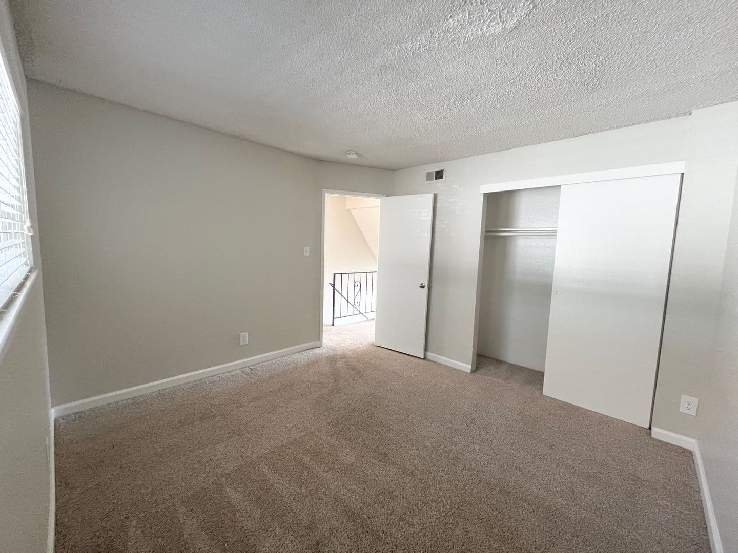 Sacramento Apartment: 2805-2807 H Street