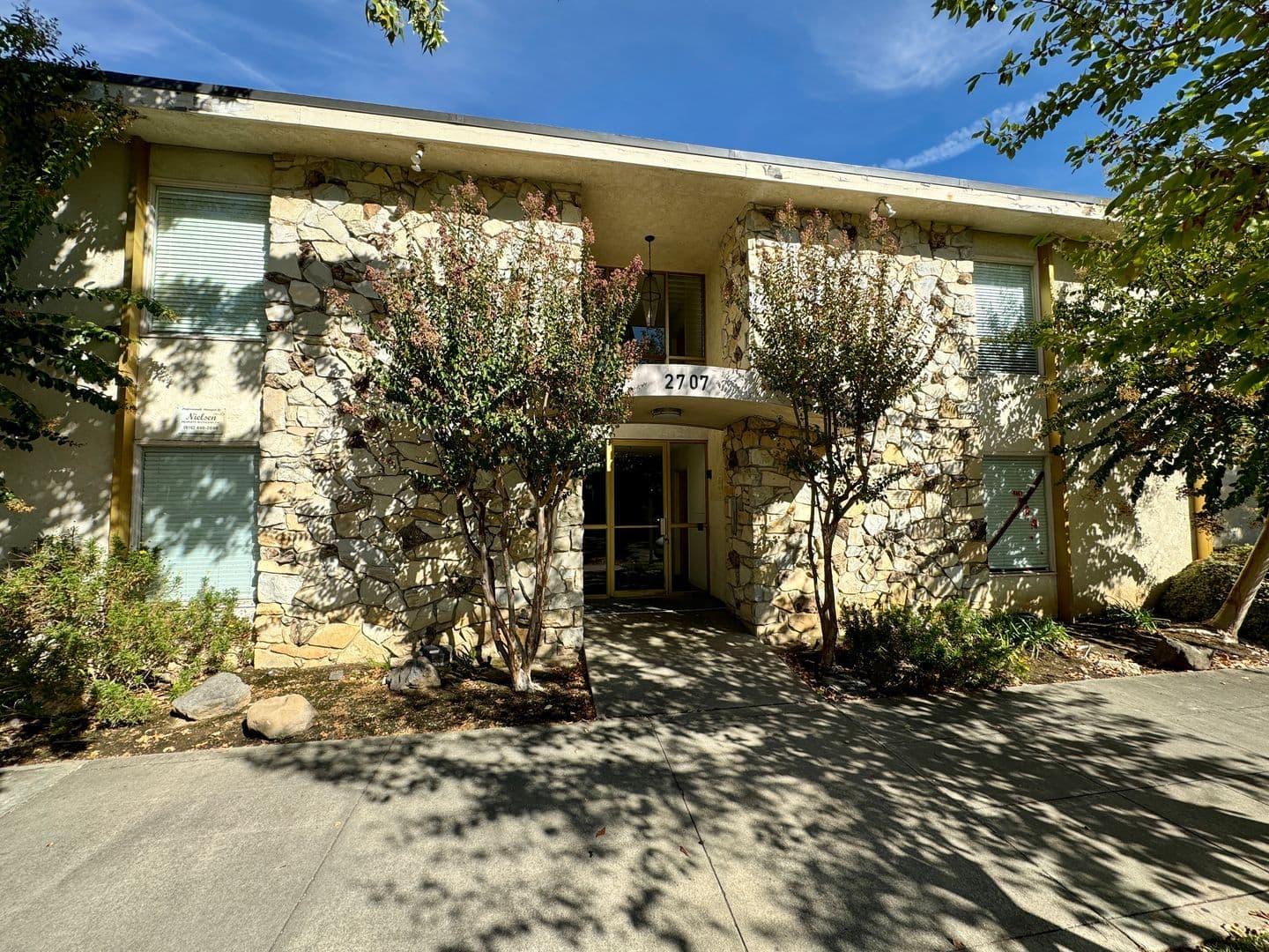 Sacramento Apartment: 2707 O Street
