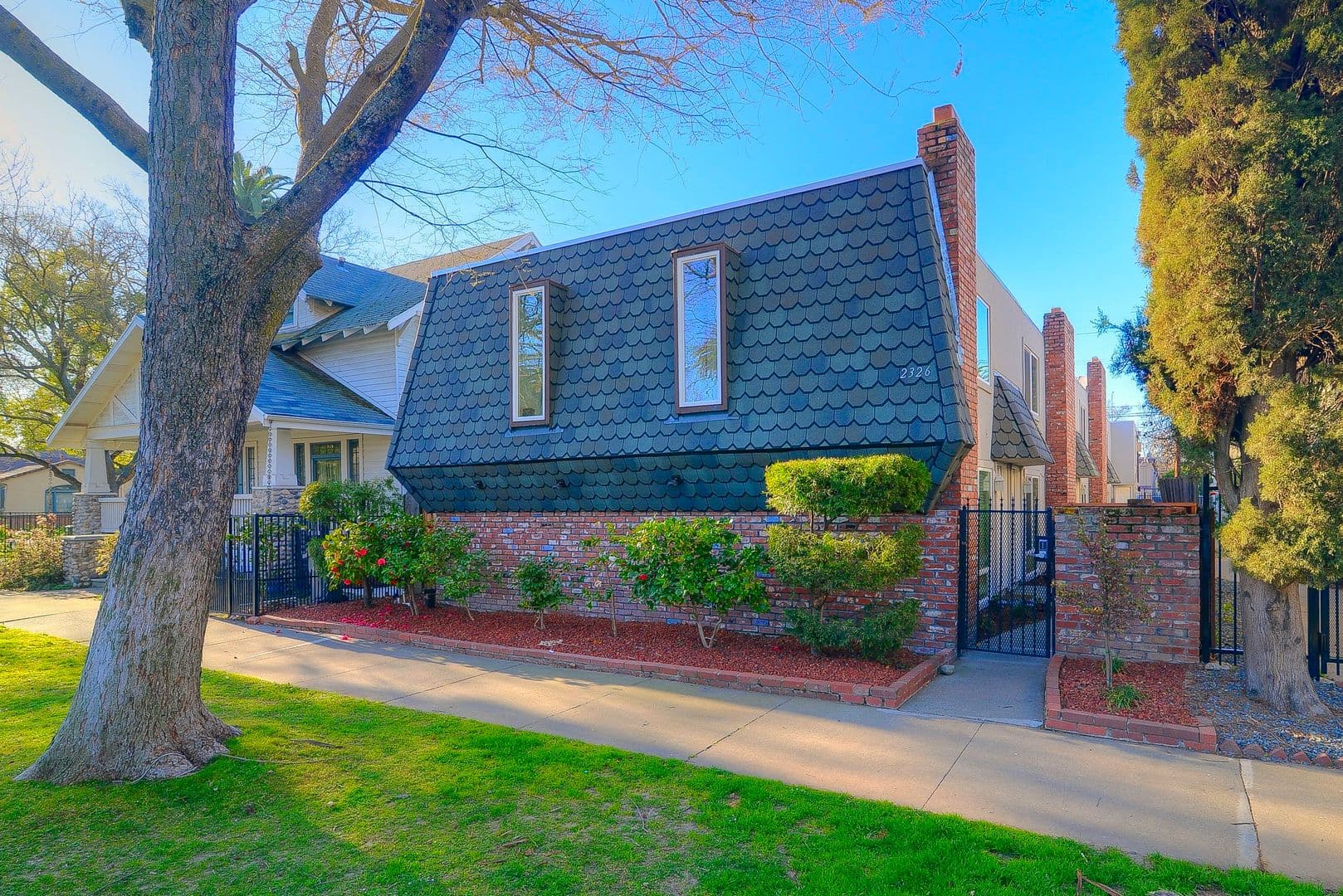 Sacramento Apartment: 2326 V Street