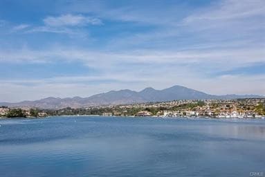 Mission Viejo House: 27576 Agrado