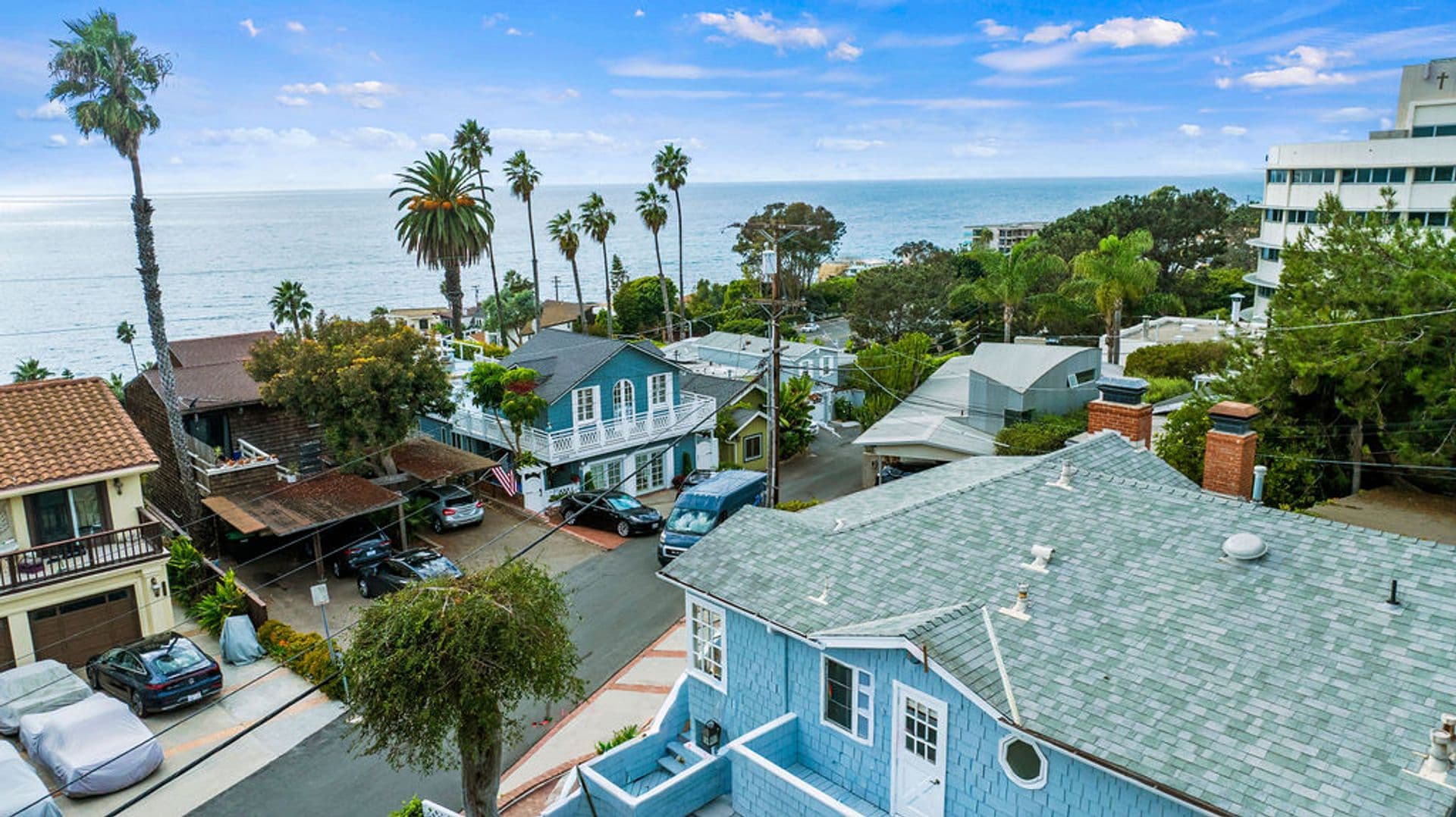 Laguna Beach Apartment: 31922 Virginia Way